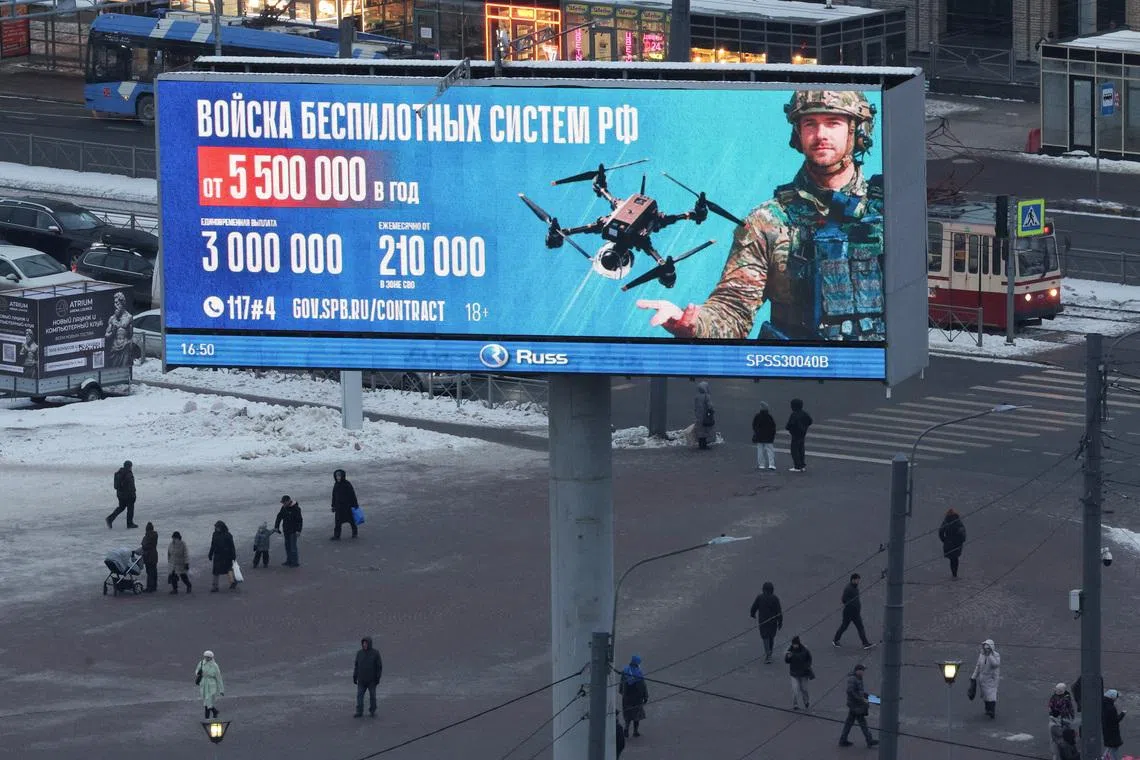 Rusia Menawarkan Insentif Besar untuk Mahasiswa Bergabung dengan Drone
